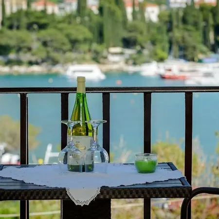 & Mihajica- Comfort Studio With Balcony And Sea View * Cavtat